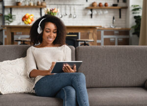 girl-with-tablet-watching-online-webinar-listeni-2022-01-21-19-24-58-Z9XU3UK.jpg
